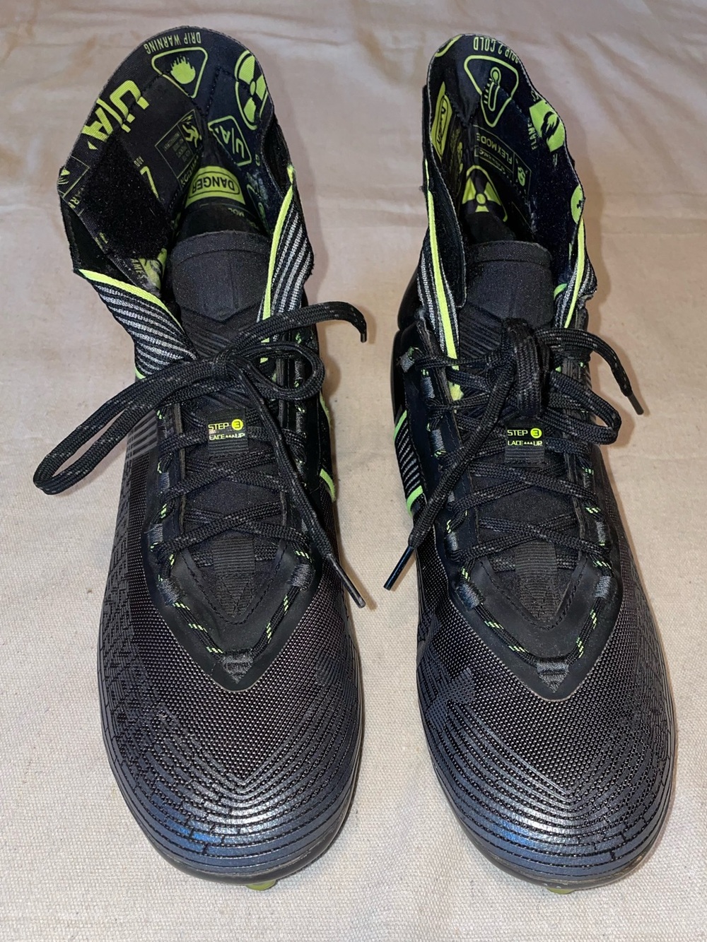 Men's Black, Silver and Neon Green Football Cleats